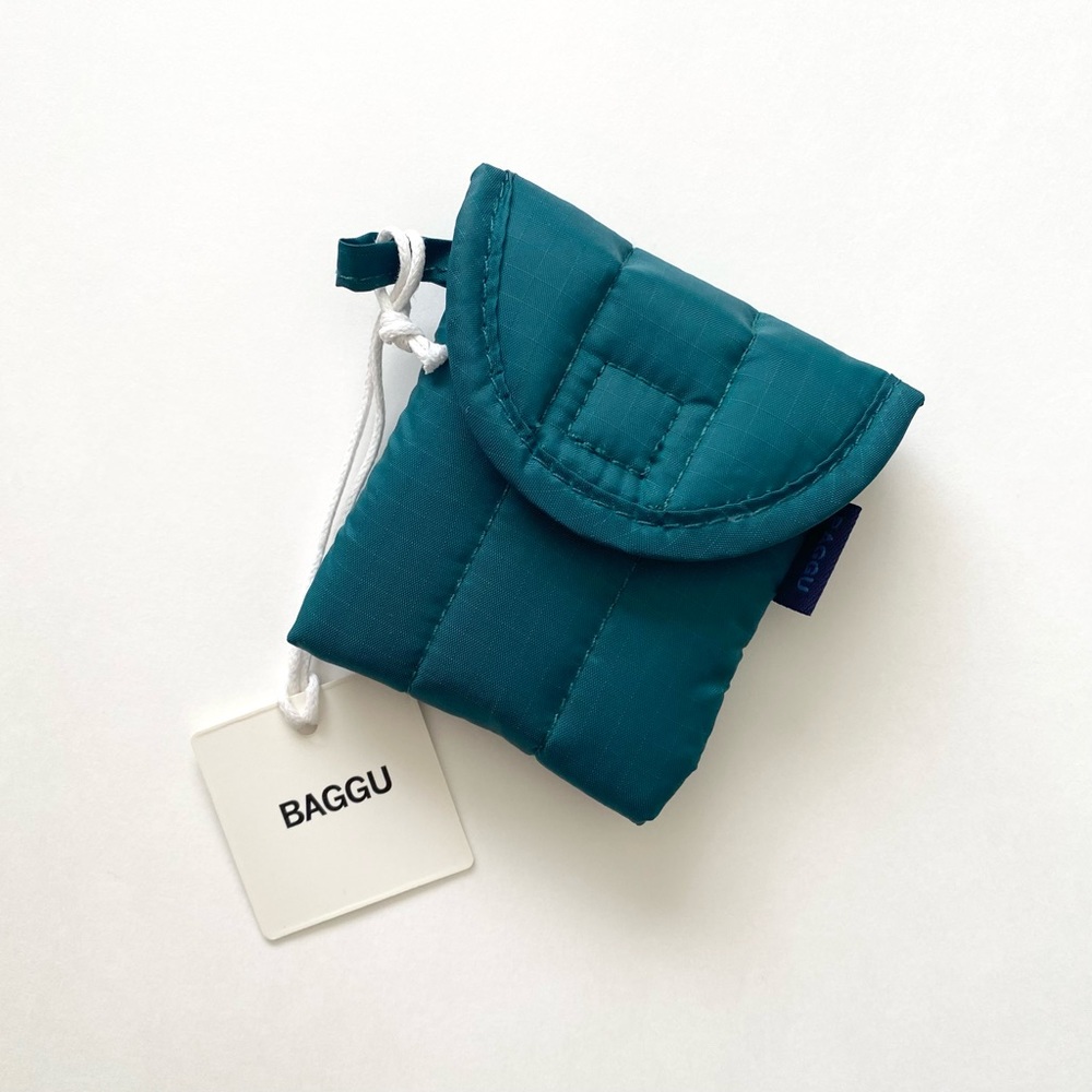BAGGU • Puffy Earbuds Case in Malachite